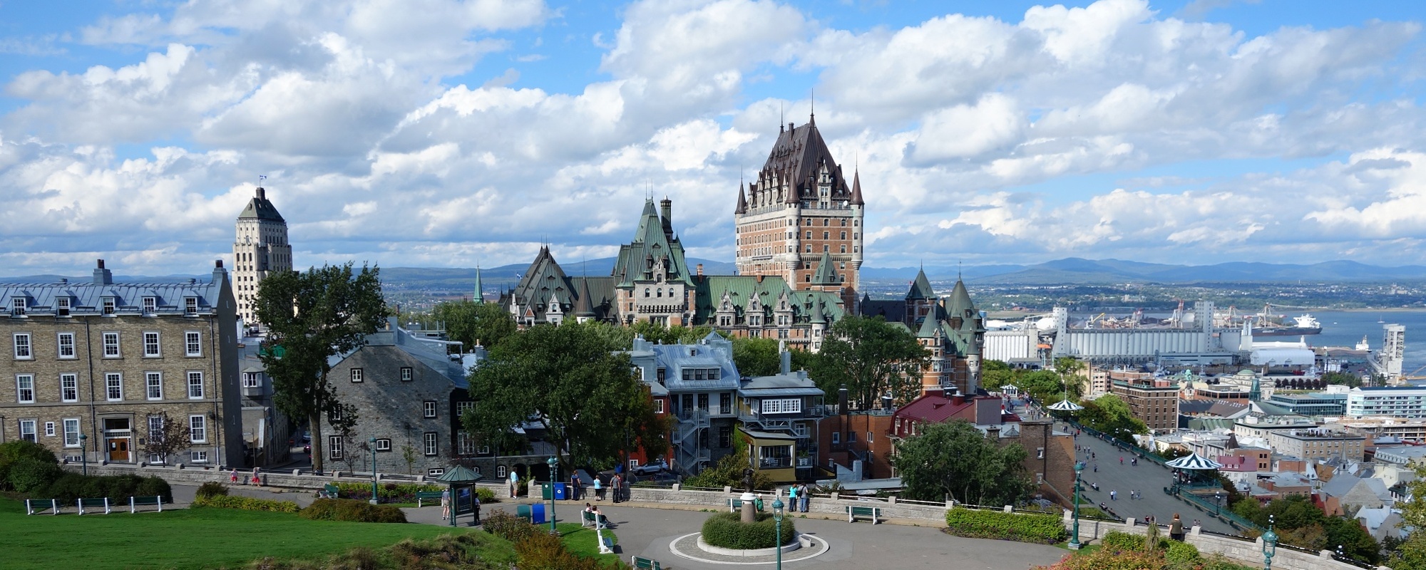 Very opened. Старый Квебек (фр. Vieux-Québec). Город Квебек Канада. Столица Квебека. Канада Квебек 1663.